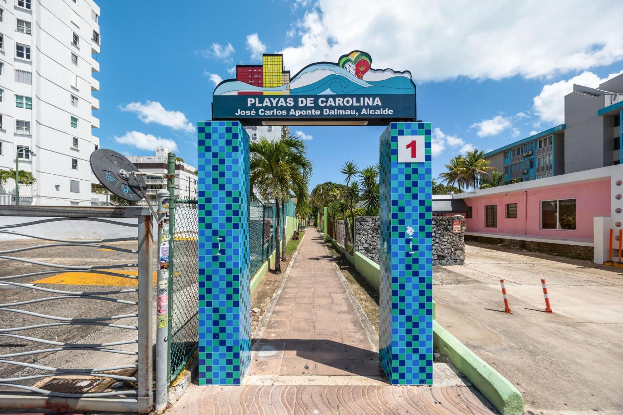 Borinquen Beach Inn San Juan Exterior foto